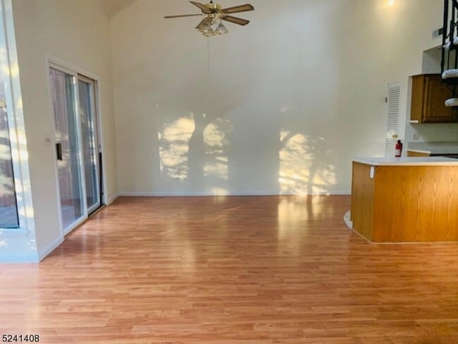 Building Photo - 8 Augusta Dr