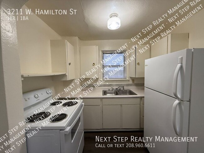 Building Photo - 3211 W Hamilton St