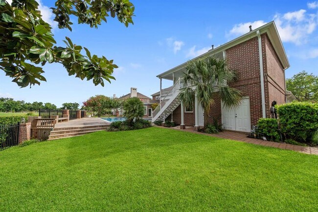 Building Photo - 91 Heathrow Ln