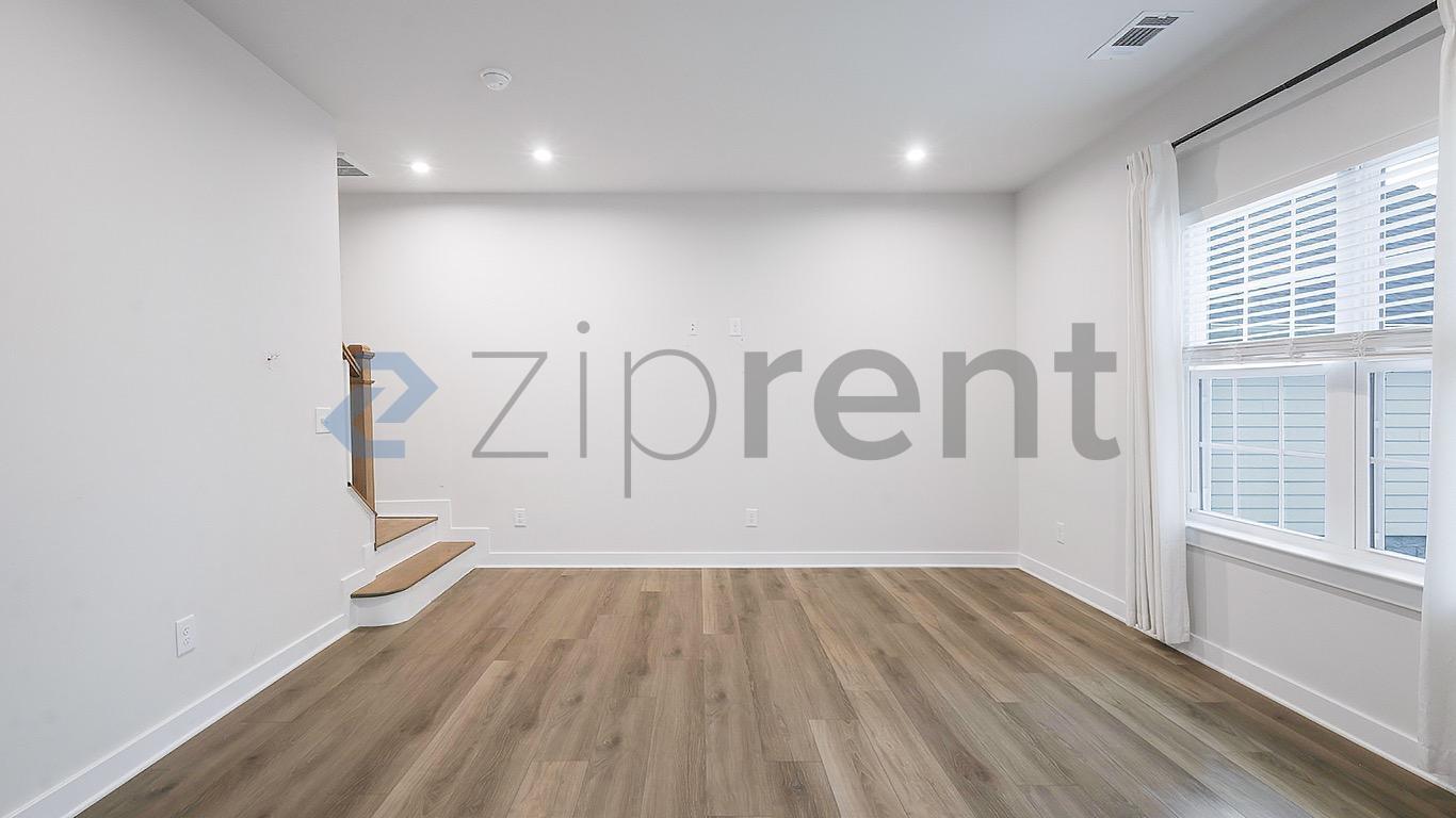 Building Photo - 8209 Warbler Wy