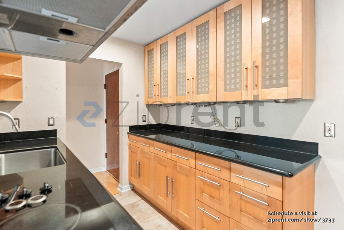 Building Photo - 955 Shorepoint Ct