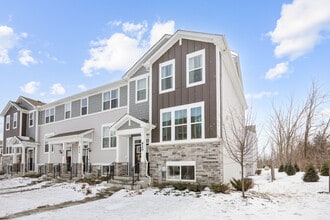 Building Photo - 620 Wolverine Dr