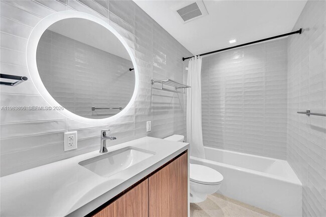 Building Photo - 2211 NE 122nd St