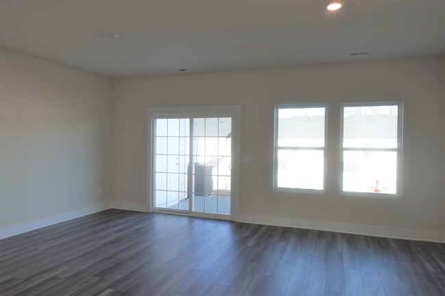 Building Photo - 8 Rockshire Trl