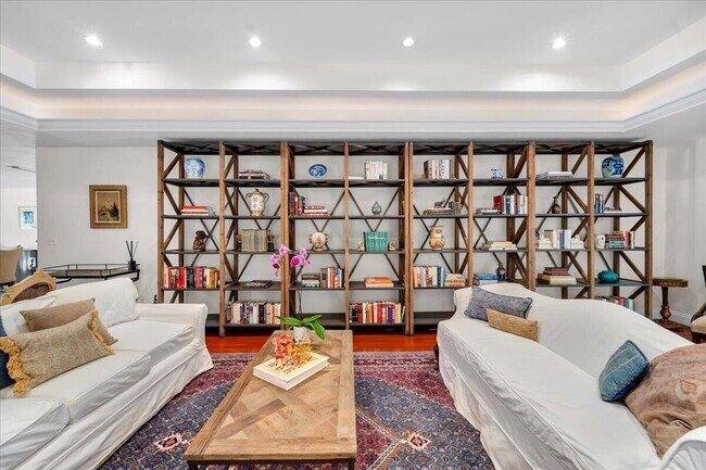 Building Photo - 2908 Banyan Blvd Cir NW