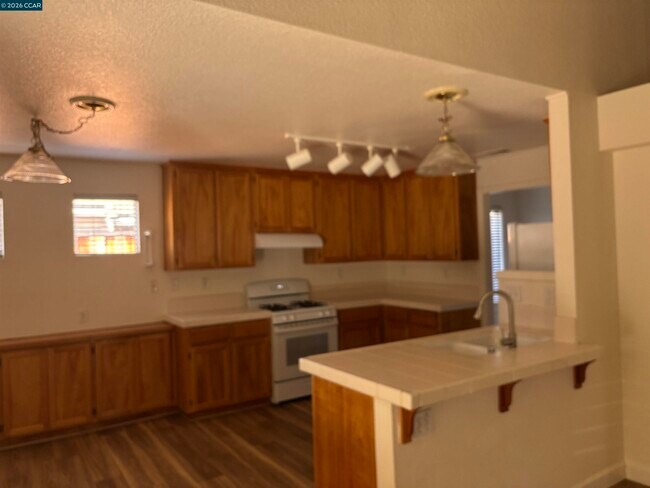 Building Photo - 1888 Badger Pass Way