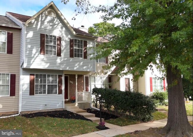 Building Photo - 11170 Hamlet Ct