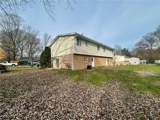 Building Photo - 4165 Vira Rd