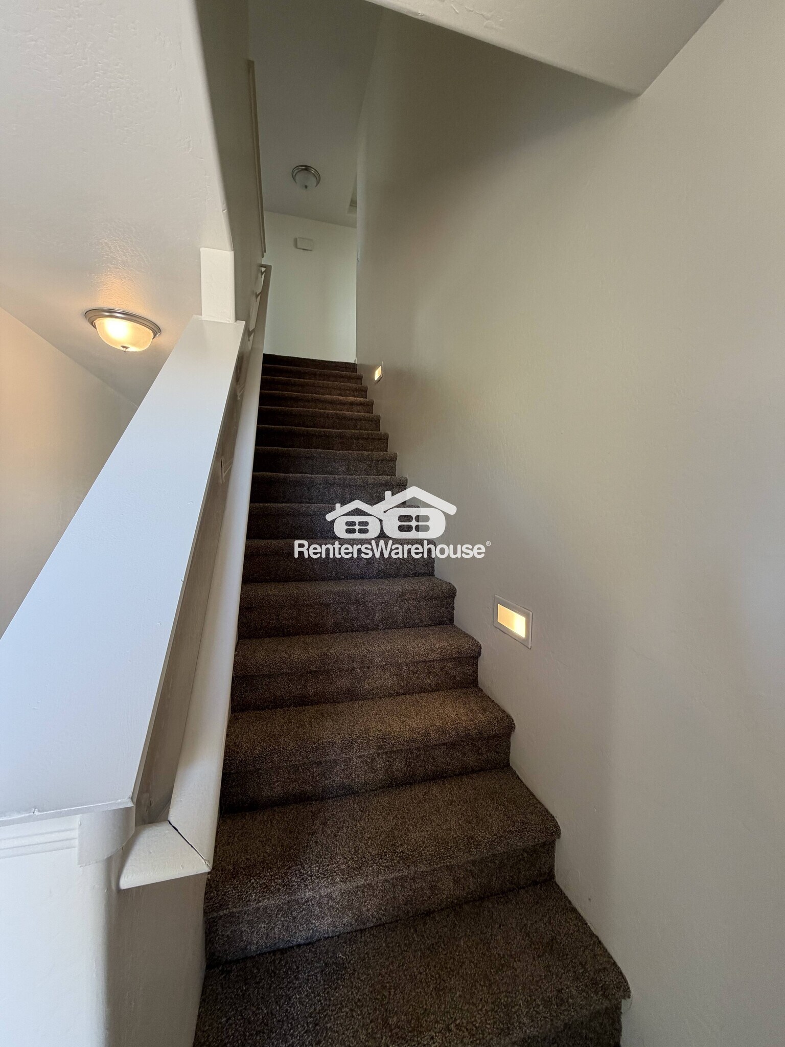 Building Photo - 3852 Princeton Ln