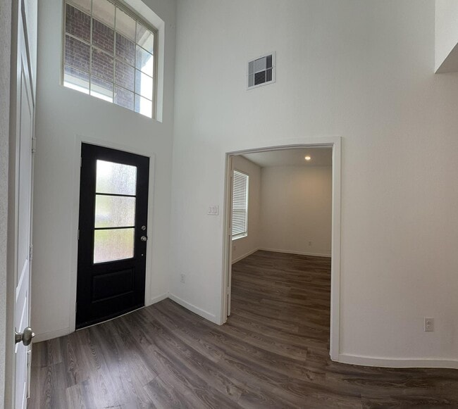 Building Photo - 9807 Keystone Meadow Pl