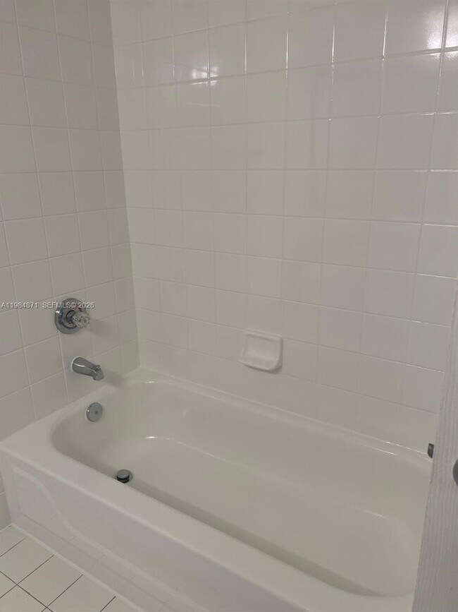 Building Photo - 155 NW 96th Terrace