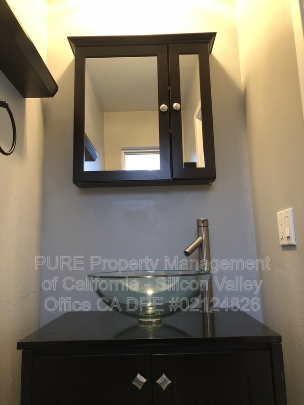 Building Photo - 3348 Landess Ave