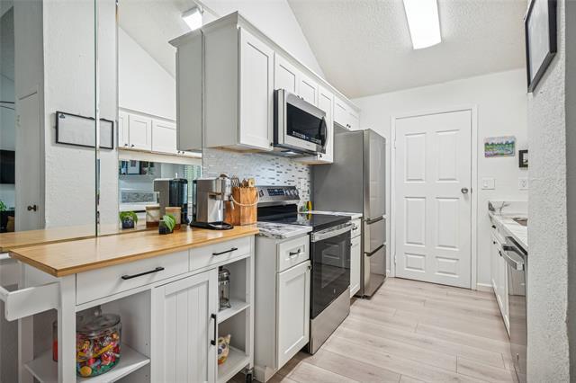 Building Photo - 5981 Arapaho Rd