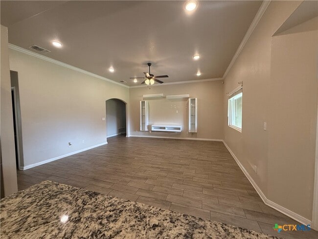 Building Photo - 7702 Blue Nile Dr