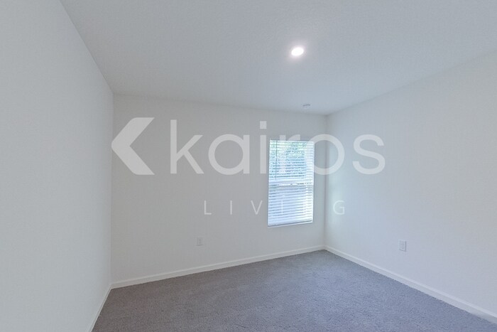 Building Photo - 8736 103rd Ave