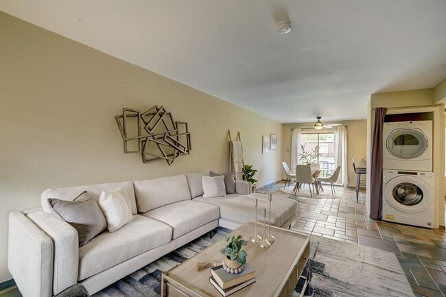 Building Photo - 7801 Shoal Creek Blvd