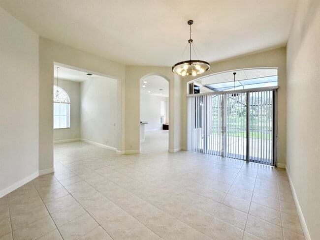 Building Photo - 7404 NW 114th Terrace