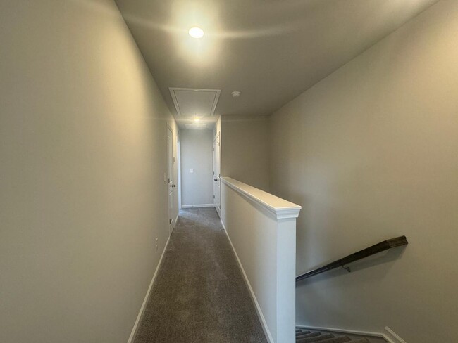 Building Photo - First Level bedroom! Amazing amenities! A ...