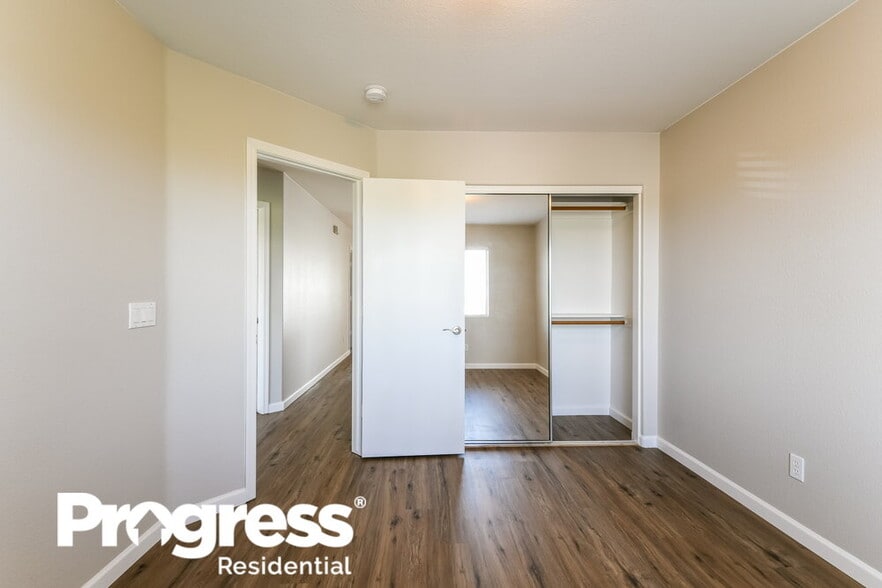 Building Photo - 40915 N Barnum Way