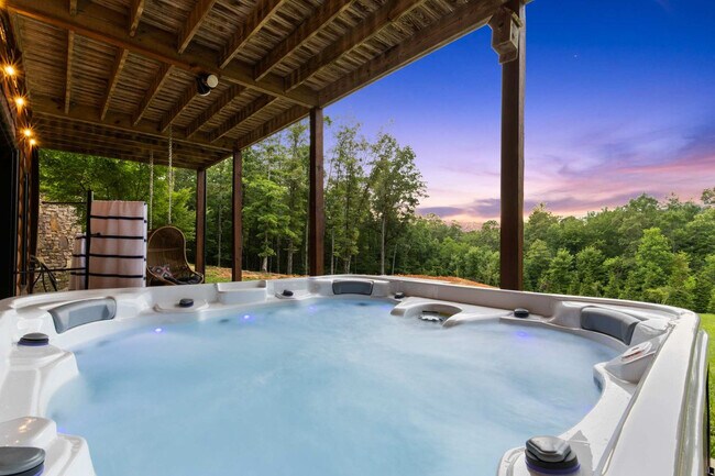 Building Photo - 181 Sugar Mountain Rd