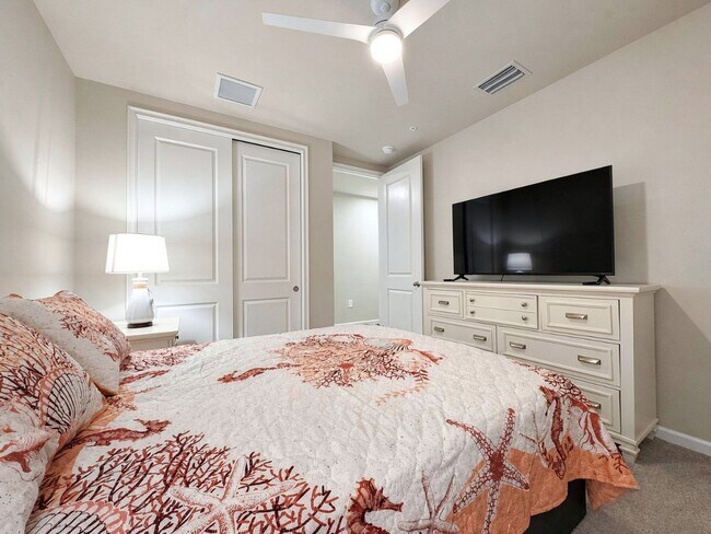 Building Photo - 4660 Arboretum Cir