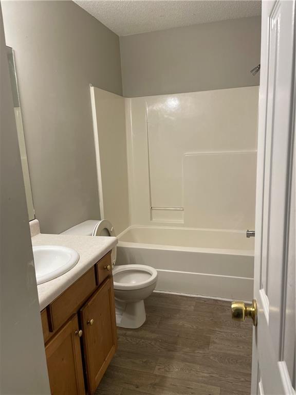 Building Photo - 5577 Dale Dr