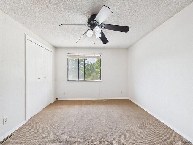 Building Photo - 11555 W 70th Pl