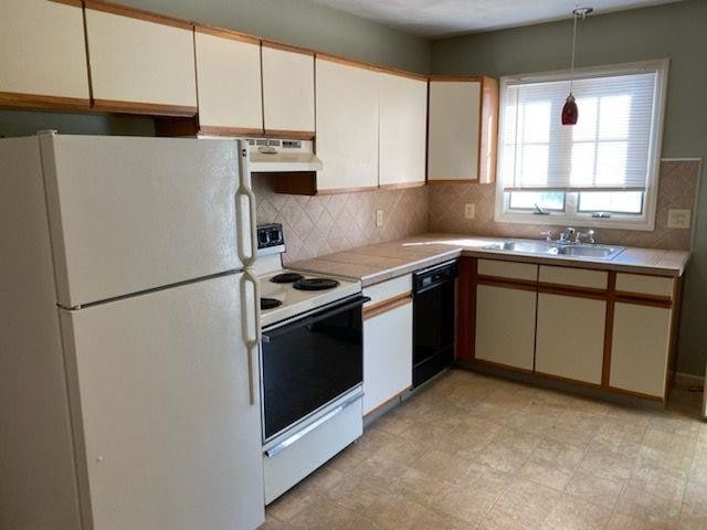 Building Photo - 1 bedroom in Johnston RI 02919