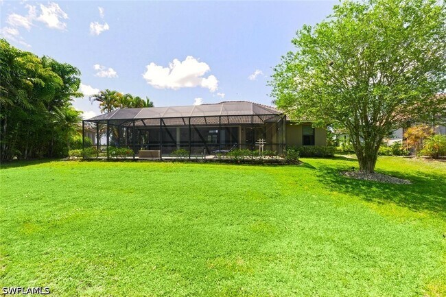 Building Photo - 18127 Royal Hammock Blvd