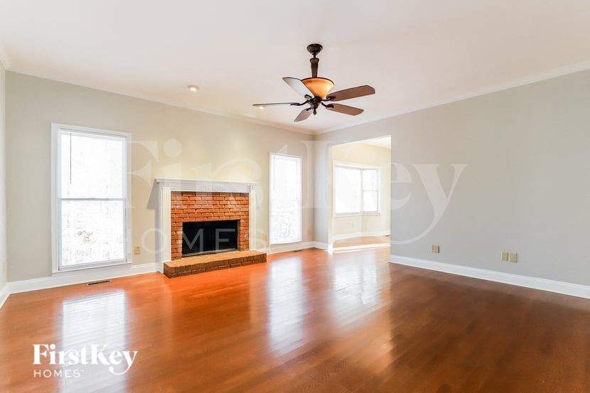 Building Photo - 5142 4th Colony Dr