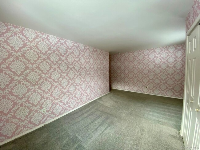 Building Photo - 404 Mountain Laurel Dr