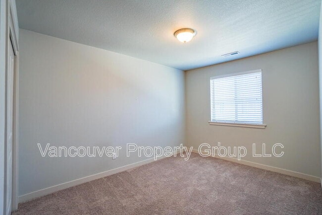 Building Photo - 187 N 44th Pl