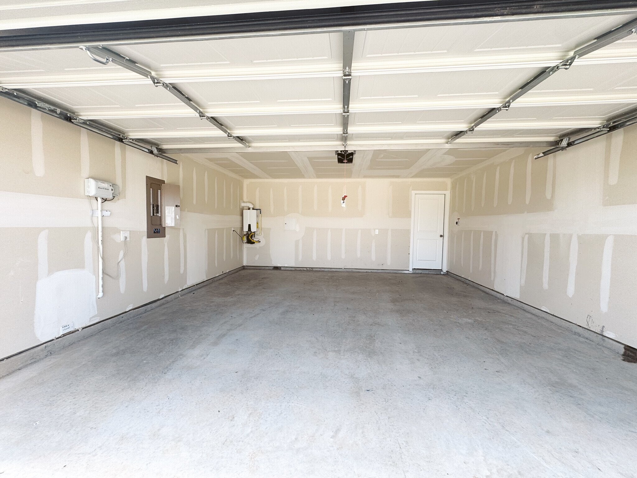 Building Photo - 3612 Chambray Dr