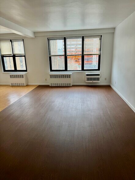 Building Photo - 48 Davis Ave