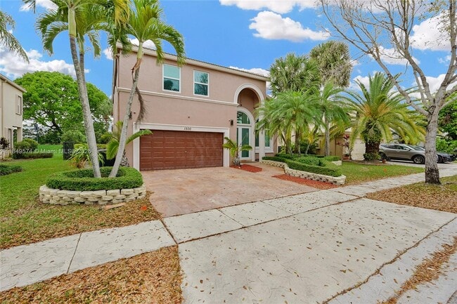 Primary Photo - 1500 SW 171st Terrace