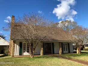 Building Photo - 101 Wisteria Dr