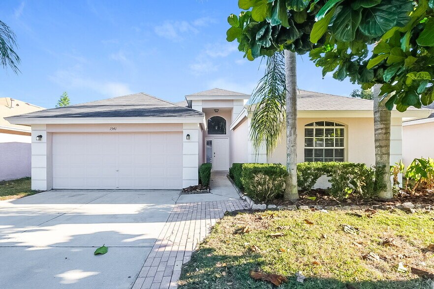 Primary Photo - 1541 Scotch Pine Dr