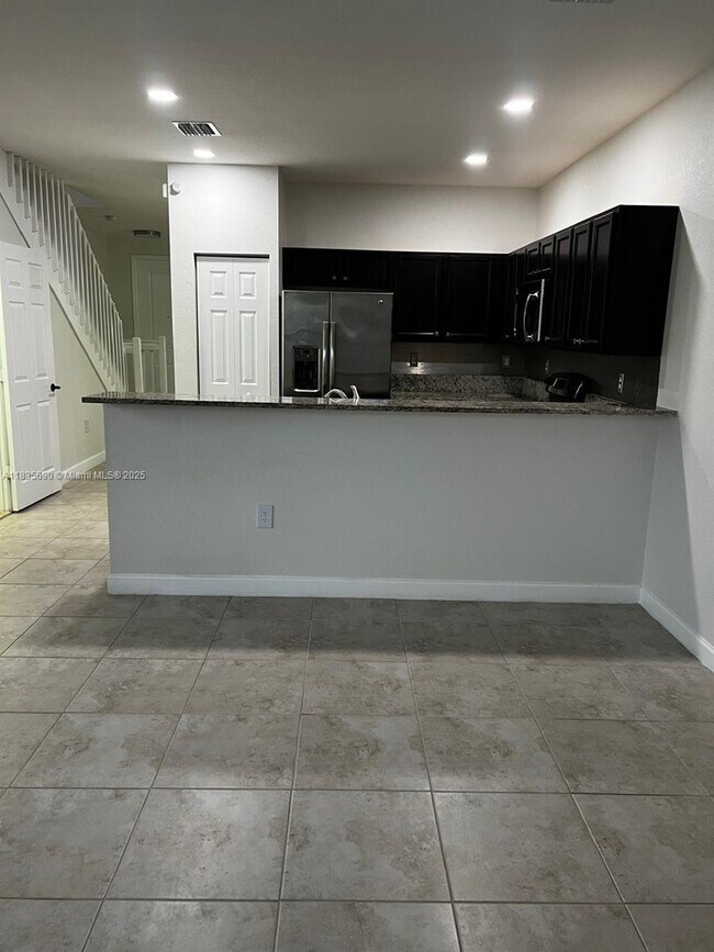Building Photo - 11512 SW 151 Ave