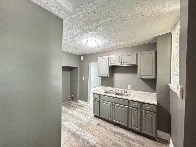 Building Photo - 3501 Bevis Ave