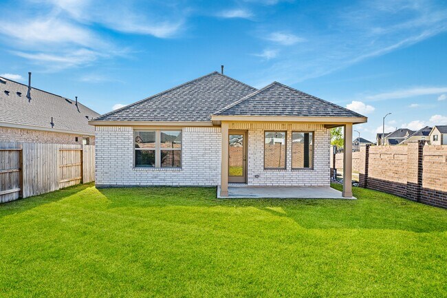 Building Photo - 8154 Royal Breeze Dr