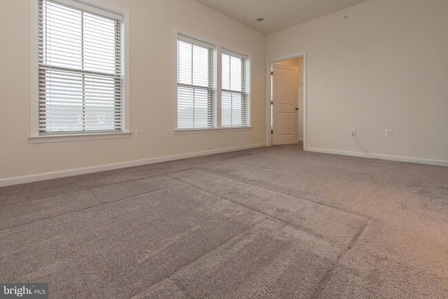 Building Photo - 14337 Potomac Heights Ln