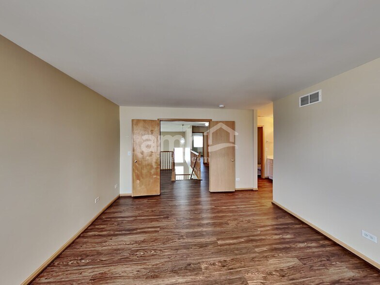 Building Photo - 21558 Eich Dr
