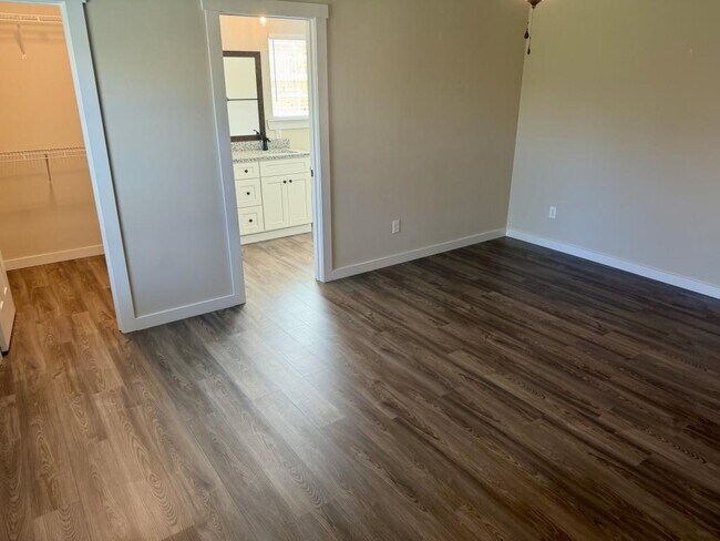 Building Photo - 115 Otts Shoals Rd