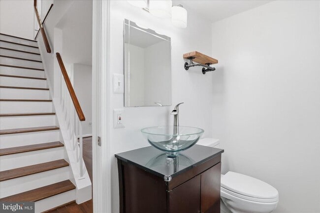 Building Photo - 5118 Woodmire Ln