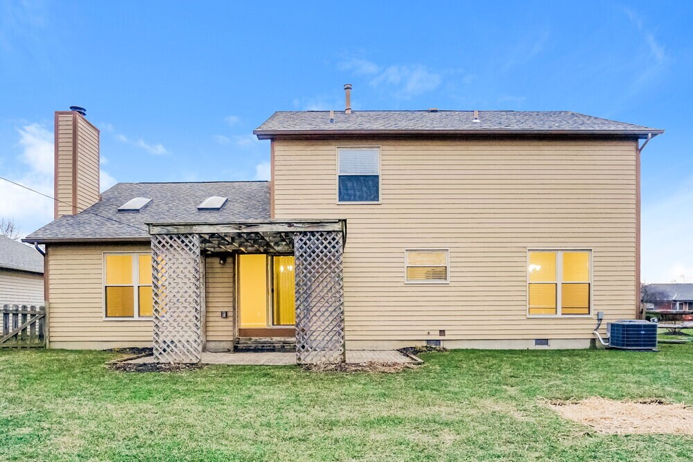 Building Photo - 1127 Crestview St