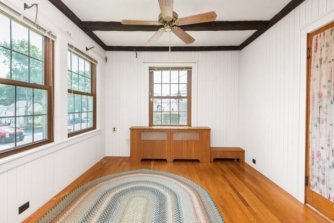 Building Photo - 204 Walpole St