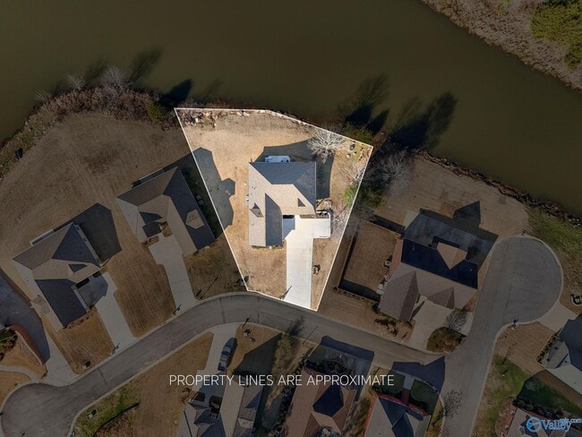 Building Photo - 44 Oak Ridge Pl