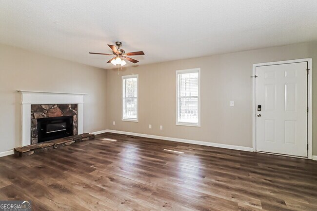 Building Photo - 428 Ivy Crest Dr