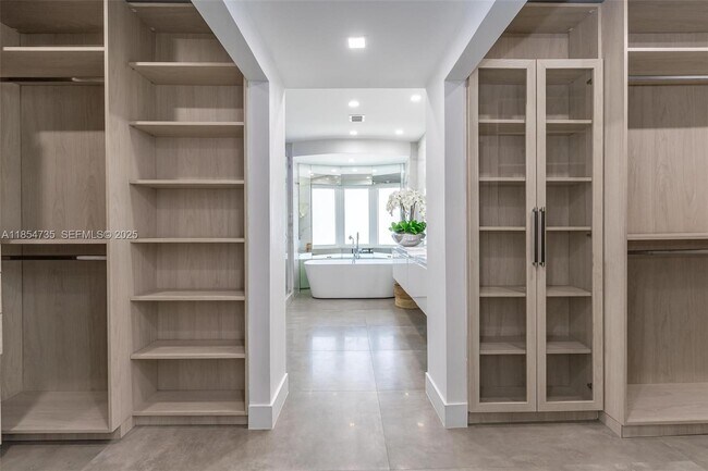 Building Photo - 1331 97th St