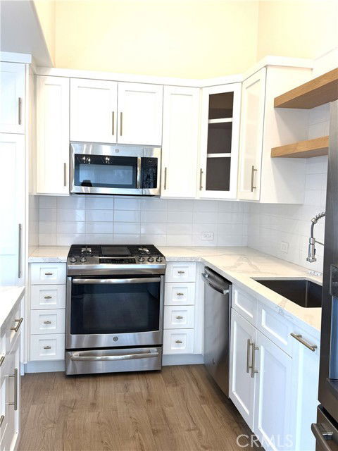 Building Photo - 1964 San Bruno